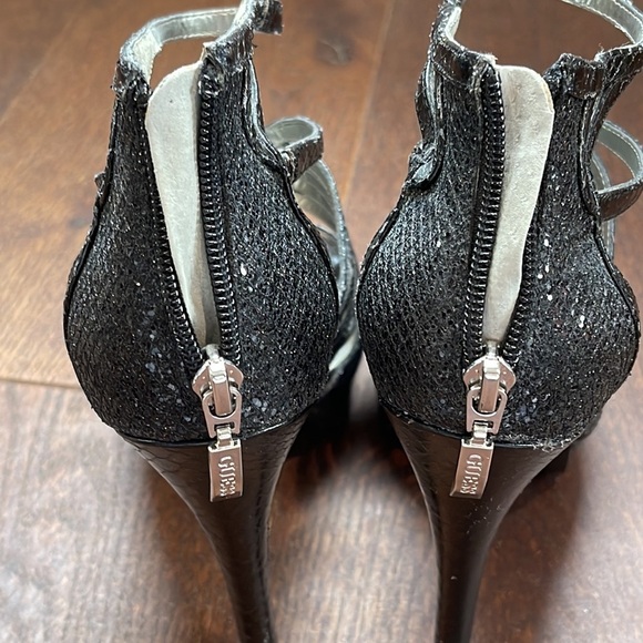 Guess Women’s Black Platform Sandals Size 8.5 - Picture 6 of 8